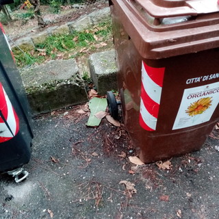 Sanremo: degrado rifiuti a San Romolo, Gianni Calvi rivolge un appello al sindaco (Foto)