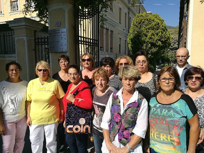 Ventimiglia, casa di riposo Fondazione Chiappori a Latte: riunione tra sindacati e presidenza, arriva la proposta del Fondo Integrazione Salariale Inps Ventimiglia, casa di riposo Fondazione Chiappori a Latte: riunione tra sindacati e presidenza, arriva la proposta del Fondo Integrazione Salariale Inps