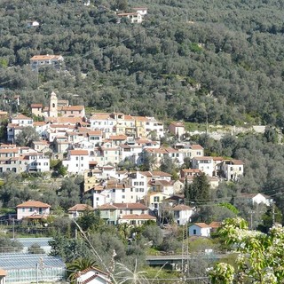 Diano Roncagli: un guasto alle tubature ha fatto mancare l'acqua per 24 ore. Il Sindaco: "Tubo già sostituito"