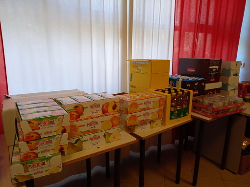 L'Amministrazione Comunale di Vallecrosia ringrazia il Gruppo Alpini di Vallecrosia per la donazione di alimenti