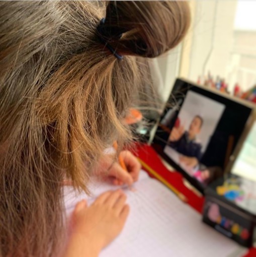 Oggi genitori e docenti dicono la loro sulla didattica a distanza. E' giusta o sbagliata? E' il "No DAD day"