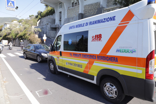 Ospedaletti: donna 72enne investita sulle strisce, l'uomo alla guida dell'auto probabilmente abbagliato dal sole