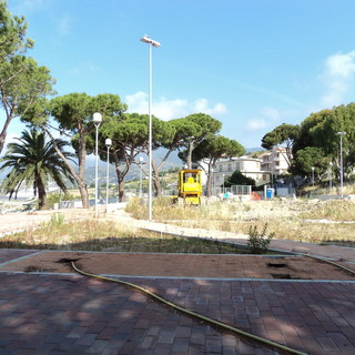 Sanremo: ieri visita al cantiere, ripartono i lavori all'area polivalente di frazione Poggio