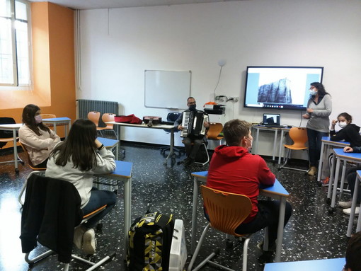 All’Istituto comprensivo di Pieve di Teco–Pontedassio, dalla Didattica a Distanza alle lezioni in presenza All’Istituto comprensivo di Pieve di Teco–Pontedassio, dalla Didattica a Distanza alle lezioni in presenza