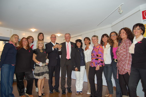 Sanremo: grandissimo successo ieri all'Ariston per 'Le dodici donne' Sanremo: grandissimo successo ieri all'Ariston per 'Le dodici donne'