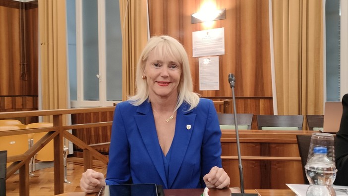 Ufficiale il cambio della guardia in consiglio: Desiree Negri subentra a Giovanna Negro Ufficiale il cambio della guardia in consiglio: Desiree Negri subentra a Giovanna Negro