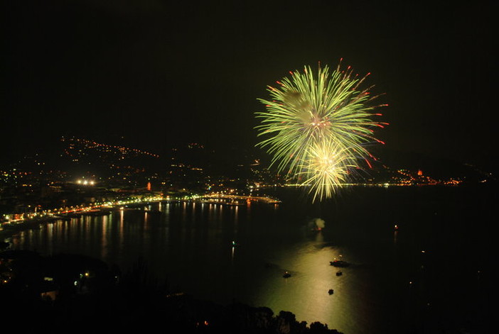 Diano Marina: oggi i fuochi artificiali per i festeggiamenti della Madonna del Carmine