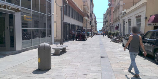 Sanremo: marocchina aggredisce due donne in via Escoffier, fermata da una pattuglia dei Carabinieri Sanremo: marocchina aggredisce due donne in via Escoffier, fermata da una pattuglia dei Carabinieri