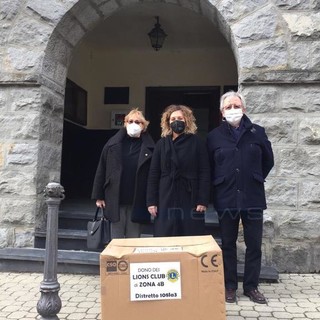 Molini di Triora: blackout dopo l'alluvione di ottobre, Lions donano generatore di corrente