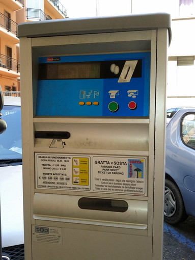 Sanremo: aumentano i parcheggi, in vendita i gratta e sosta con la nuova tariffa da 1.80 euro