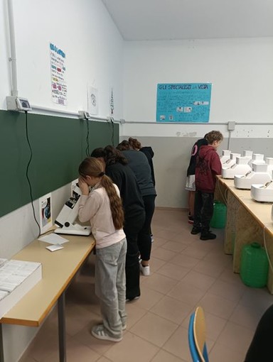 Il futuro dell'ottica si proietta all’Istituto Fermi Polo Montale di Ventimiglia: dove la luce incontra l'innovazione