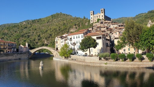 Dolceacqua, tutto pronto per la terza edizione del Trofeo Nazionale "Miglio Sommelier del Rossese" Dolceacqua, tutto pronto per la terza edizione del Trofeo Nazionale "Miglio Sommelier del Rossese"