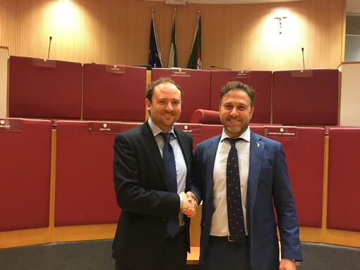 Regione: elezione alla presidenza del consiglio regionale, l'on. Di Muro si complimenta con Piana