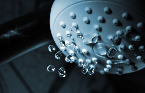 Il bagno dei tuoi sogni: ecco come scegliere il doccino perfetto