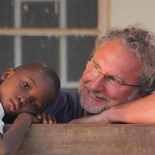 Roberto Ravera, un medico, un uomo in Sierra Leone