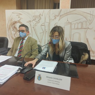 Diano domani: “Amministrazione imbarazzante in consiglio, la maggioranza approva un bilancio che aumenta le tasse e azzera fondi indispensabili per la comunità”.