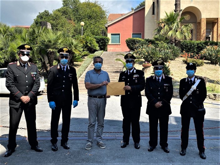 Coronavirus, i Carabinieri della provincia di Imperia ringraziano l'Asl 1. Incontro per la consegna di una donazione da parte dell'Arma