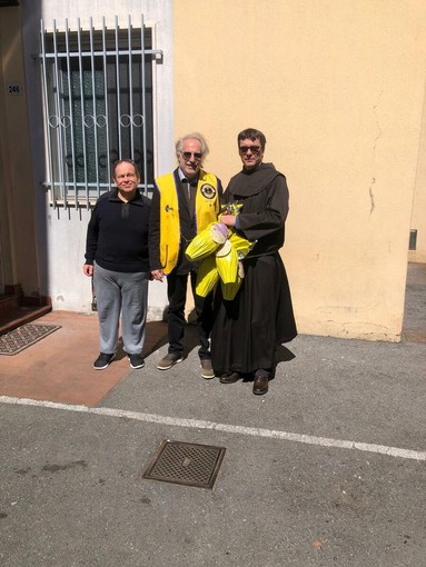 Uova di Pasqua solidali del Lions Club Sanremo Host per la ricerca sul cancro infantile a Sanremo