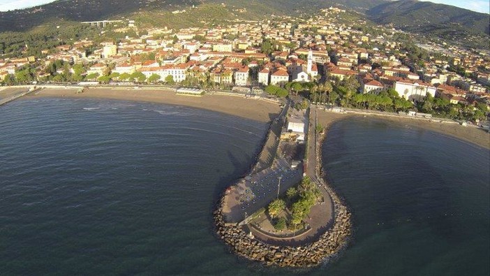 Diano Marina: la Giunta Municipale approva il progetto definitivo esecutivo per il ripristino delle dighe a protezione del litorale