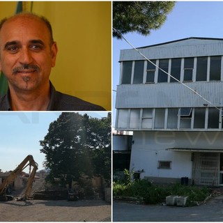 Vallecrosia: proseguono i lavori di demolizione della fabbrica ‘ex Fassi’, ieri la chiusura temporanea di via Roma per eseguire i lavori in piena sicurezza (Foto e Video) Vallecrosia: proseguono i lavori di demolizione della fabbrica ‘ex Fassi’, ieri la chiusura temporanea di via Roma per eseguire i lavori in piena sicurezza (Foto e Video)