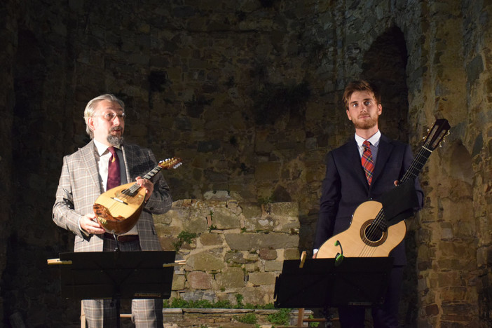 Sanremo: 'Melodie per l’anima: corde pizzicate tra Otto e Novecento', concerto Mandolinistico alla Chiesa Valdese Sanremo: 'Melodie per l’anima: corde pizzicate tra Otto e Novecento', concerto Mandolinistico alla Chiesa Valdese
