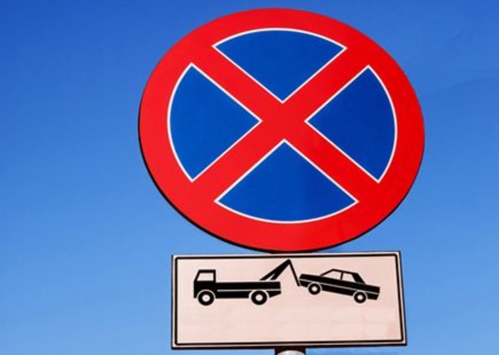 Bordighera, lavori per l’infilaggio cavi dal 27 ottobre al 14 novembre: divieti di sosta e senso unico alternato