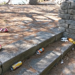 Bordighera: incuria nella zona di Sant'Ampelio, la denuncia di una lettrice