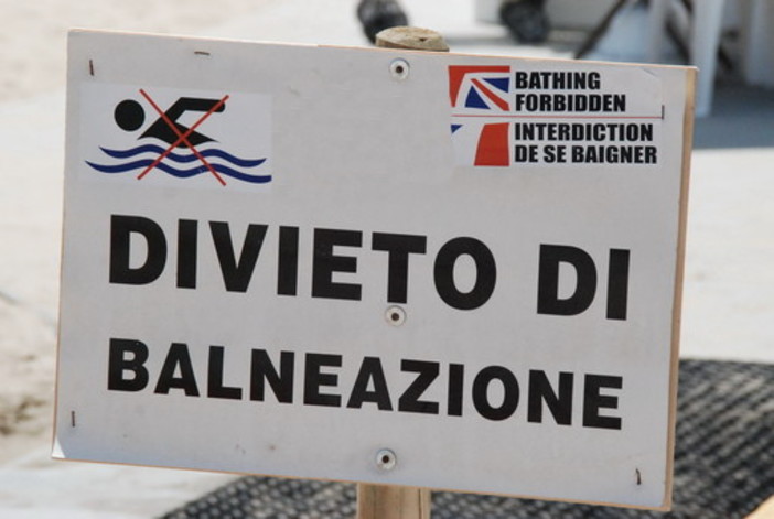 Diano Marina: divieto di balneazione temporanea negli stabilimenti Lino, Elena e Kursaal