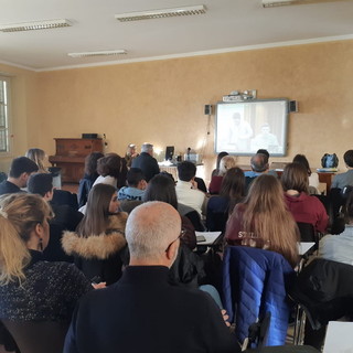 “Debate: Avanti tutta!”. Il progetto coinvolge altri quattro istituti in provincia “Debate: Avanti tutta!”. Il progetto coinvolge altri quattro istituti in provincia