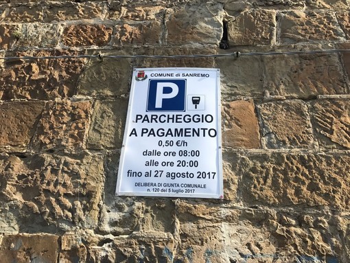 Sanremo: sosta a pagamento ai Tre Ponti, il Comune "Confermiamo la piena liceità dell'ordinanza e delle eventuali contravvenzioni"