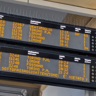 Line ferroviaria Cuneo-Ventimiglia, un'altra giornata da dimenticare: treni in ritardo perché... manca il treno
