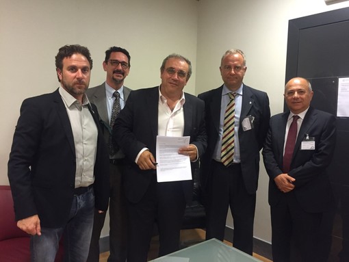 Imperia: non si placa la vicenda Agnesi, consegnato nei giorni scorsi in Regione il documento programmatico Imperia: non si placa la vicenda Agnesi, consegnato nei giorni scorsi in Regione il documento programmatico