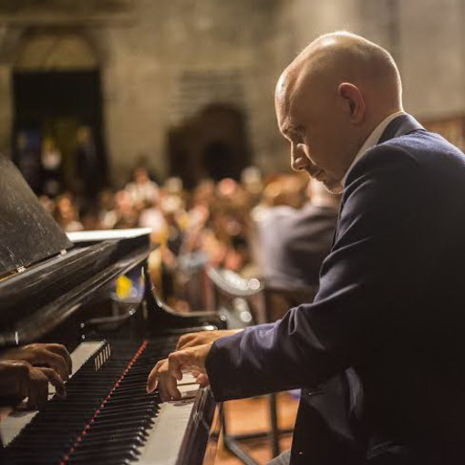 Da domani a Diano Marina c'è 'Aromatica': Diego Genta impreziosirà l'inaugurazione suonando due brani musicali inediti