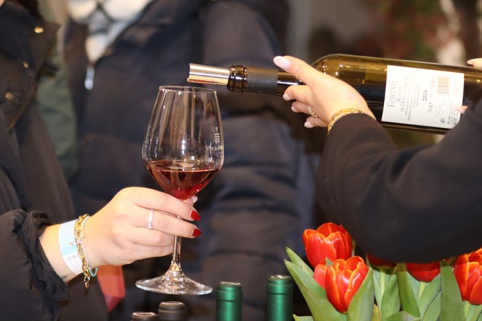 Maggio in cantina, le aziende  di vite nell'Imperiese pronte a ospitare turisti e appassionati