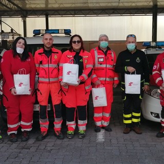 Coronavirus: la ACEB dona 150 mascherine FFP2 alla Croce Rossa ed alle pubbliche assistenze della provincia di Imperia Coronavirus: la ACEB dona 150 mascherine FFP2 alla Croce Rossa ed alle pubbliche assistenze della provincia di Imperia