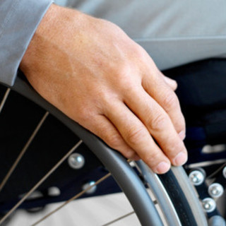 Come possono le imprese aiutare l'integrazione di dipendenti disabili