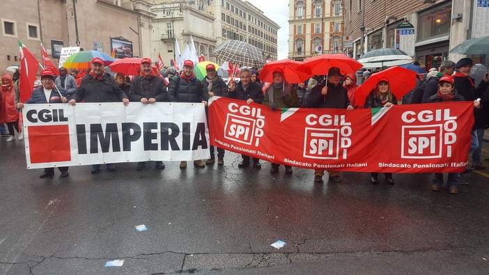 #maipiufascismi: delegazione della Camera del Lavoro di Imperia e della Sezione Anpi 'Fischia il Vento' oggi a Roma #maipiufascismi: delegazione della Camera del Lavoro di Imperia e della Sezione Anpi 'Fischia il Vento' oggi a Roma