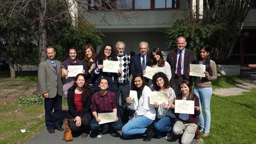 Ventimiglia: ieri al Liceo Aprosio la cerimonia di consegna dei diplomi di Baccalauréat General a 15 studenti