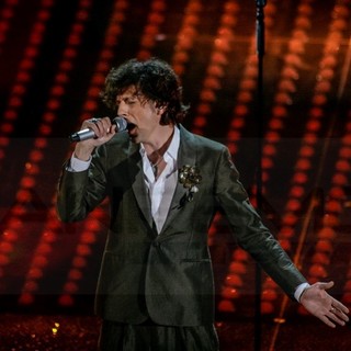 #Sanremo2017: "un Festival che sarà ricordato per le troppe canzoni insignificanti" per il nostro opinionista Antonio Augelli