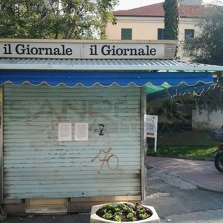 L'edicola di Arma di Taggia presto sarà posizionata in un'aiuola in fondo a via Colombo L'edicola di Arma di Taggia presto sarà posizionata in un'aiuola in fondo a via Colombo