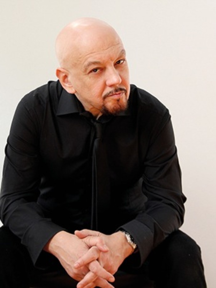 Bordighera Book Festival: Enrico Ruggeri domenica chiuderà la rassegna con il suo romanzo 'Un prezzo da pagare' Bordighera Book Festival: Enrico Ruggeri domenica chiuderà la rassegna con il suo romanzo 'Un prezzo da pagare'