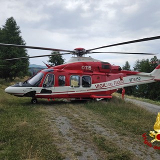 Pompeiana, ciclista cade sulla strada per Lingueglietta: trauma cranico, interviene l’elicottero Drago