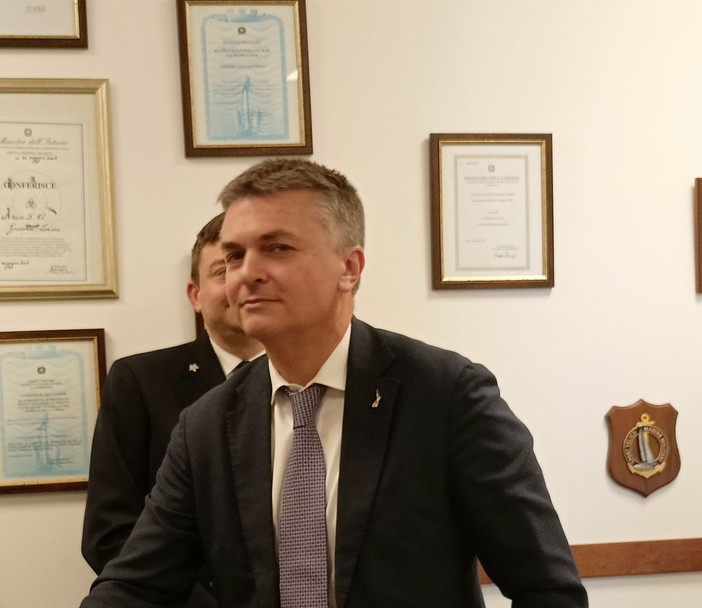 Elezioni, Rixi a Orlando: "Noi facciamo alla luce del sole senza fuggire a Milano"