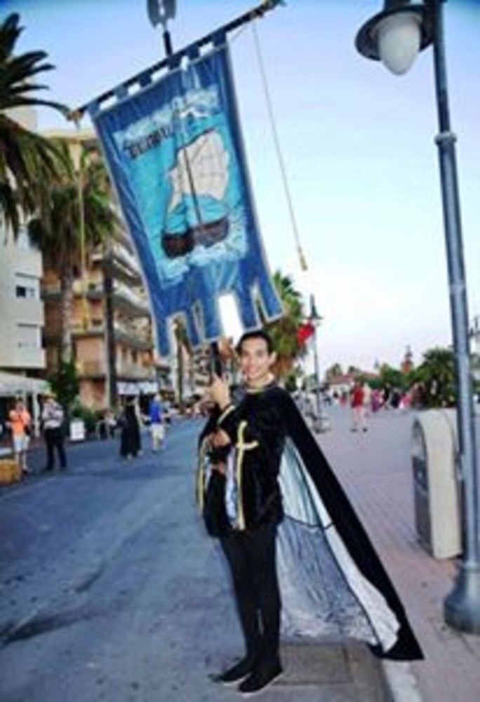 Ventimiglia: in occasione della festa della farinata, l’attore Emanuele Rumè gonfaloniere del sestiere Burgu Ventimiglia: in occasione della festa della farinata, l’attore Emanuele Rumè gonfaloniere del sestiere Burgu