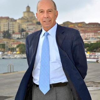 Erminio Annoni (PDL) incontra la cittadinanza al bar: uno al giorno per tutto il periodo elettorale, il calendario