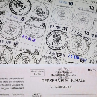 Elezioni politiche, le proiezioni: Lega in calo all’8,8%, Fratelli d’Italia al 25,4%, Partito Democratico al 19,3% Elezioni politiche, le proiezioni: Lega in calo all’8,8%, Fratelli d’Italia al 25,4%, Partito Democratico al 19,3%