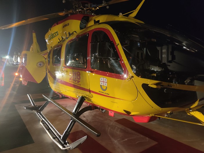 Bordighera, pedone investito da una moto sull'Aurelia: si alza in volo l'elisoccorso Bordighera, pedone investito da una moto sull'Aurelia: si alza in volo l'elisoccorso