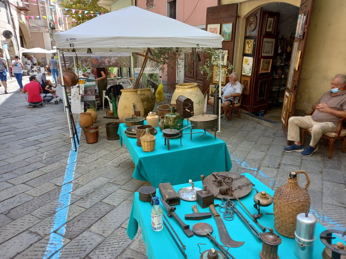Pieve di Teco, si chiude con grande successo l’Expo in valle Arroscia. Lupi: “Scommessa vinta, ora si guarda al futuro con nuovi progetti” Pieve di Teco, si chiude con grande successo l’Expo in valle Arroscia. Lupi: “Scommessa vinta, ora si guarda al futuro con nuovi progetti”