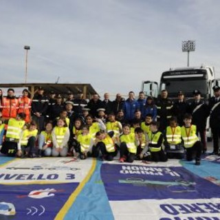 A àSanremo protagonisti gli Alleati della Sicurezza con i 'Big' della prevenzione A àSanremo protagonisti gli Alleati della Sicurezza con i 'Big' della prevenzione