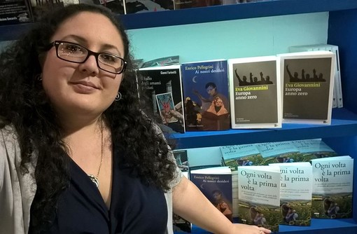 La giovane ventimigliese Erica Iannacone premiata al salone del libro di Torino La giovane ventimigliese Erica Iannacone premiata al salone del libro di Torino